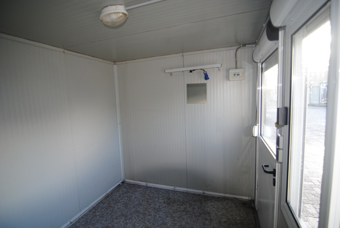 Begin 2026 vrij voor verkoop unit 3x2,4m. HS-1013