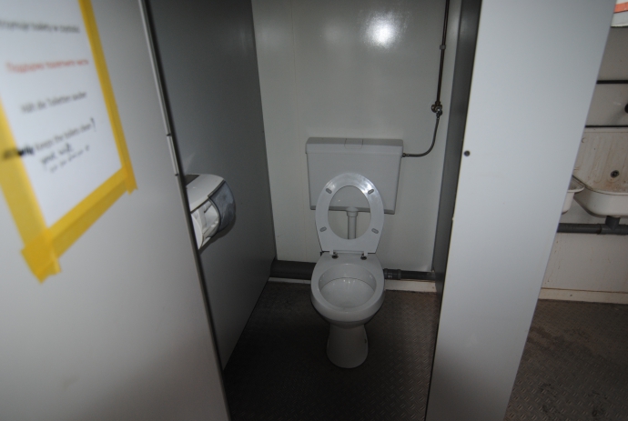 Sanitaire unit ca. 4x3m. HS-1092
