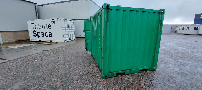 Container geïsoleerd met elektrische installatie HS-1339