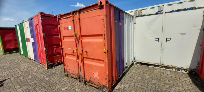 Container 8ft. met ingebouwde degelijke stelling HS-1402