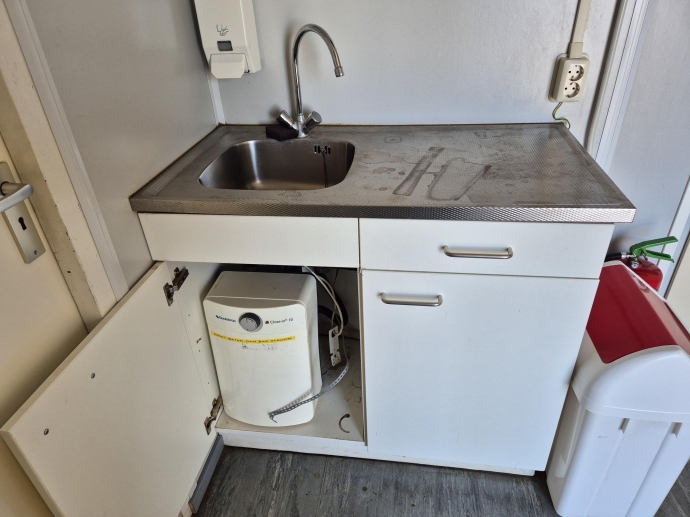 3-delig gebouw HS-1524