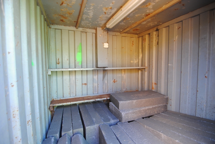 8ft container met stelling HS-1540