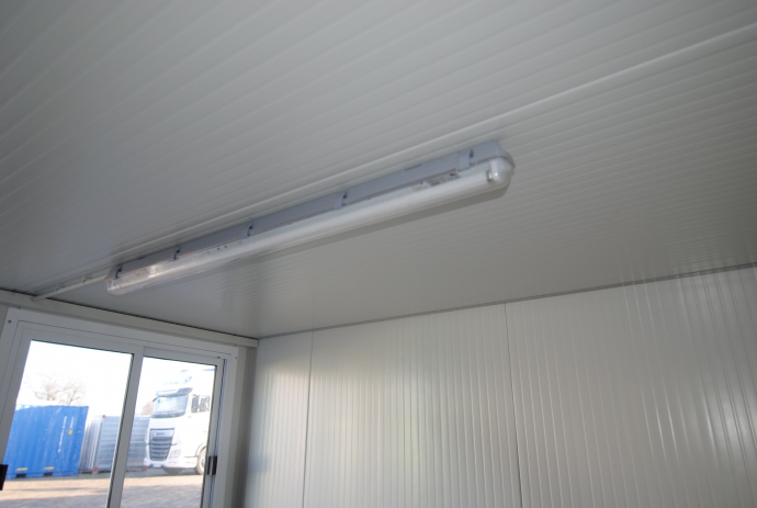 Combi container 6X2,4 m.