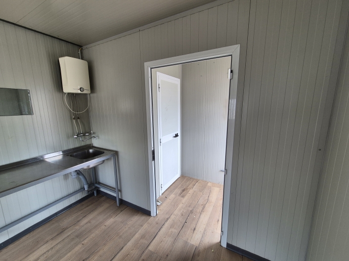 Unit met toilet en pantry 6x3m. TS-203