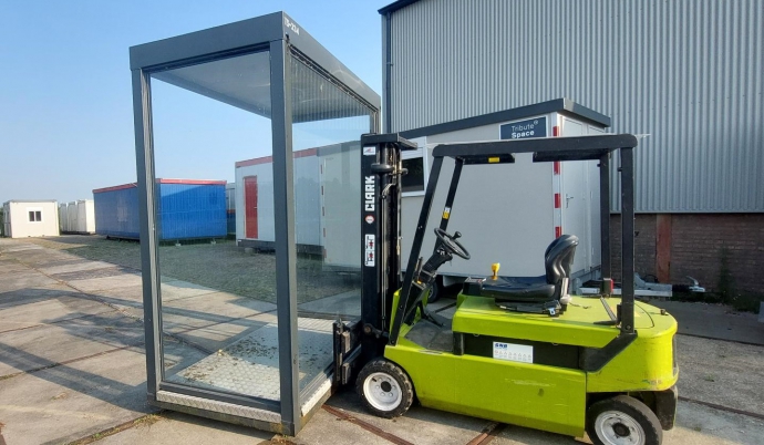 Smoking Space ex huur Ref. TS-334