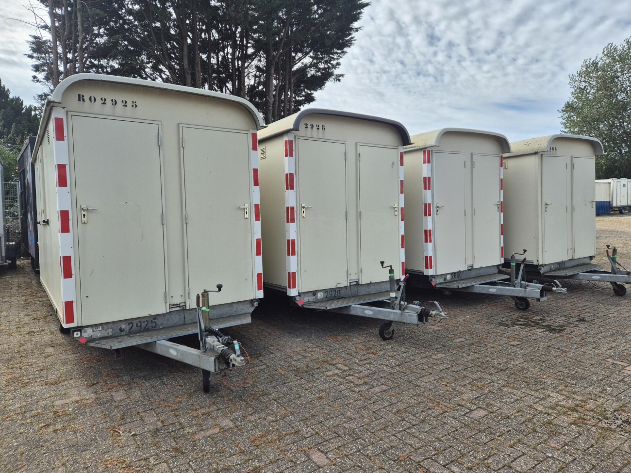 Diverse keet , schaft , salon wagens snel en langzaam