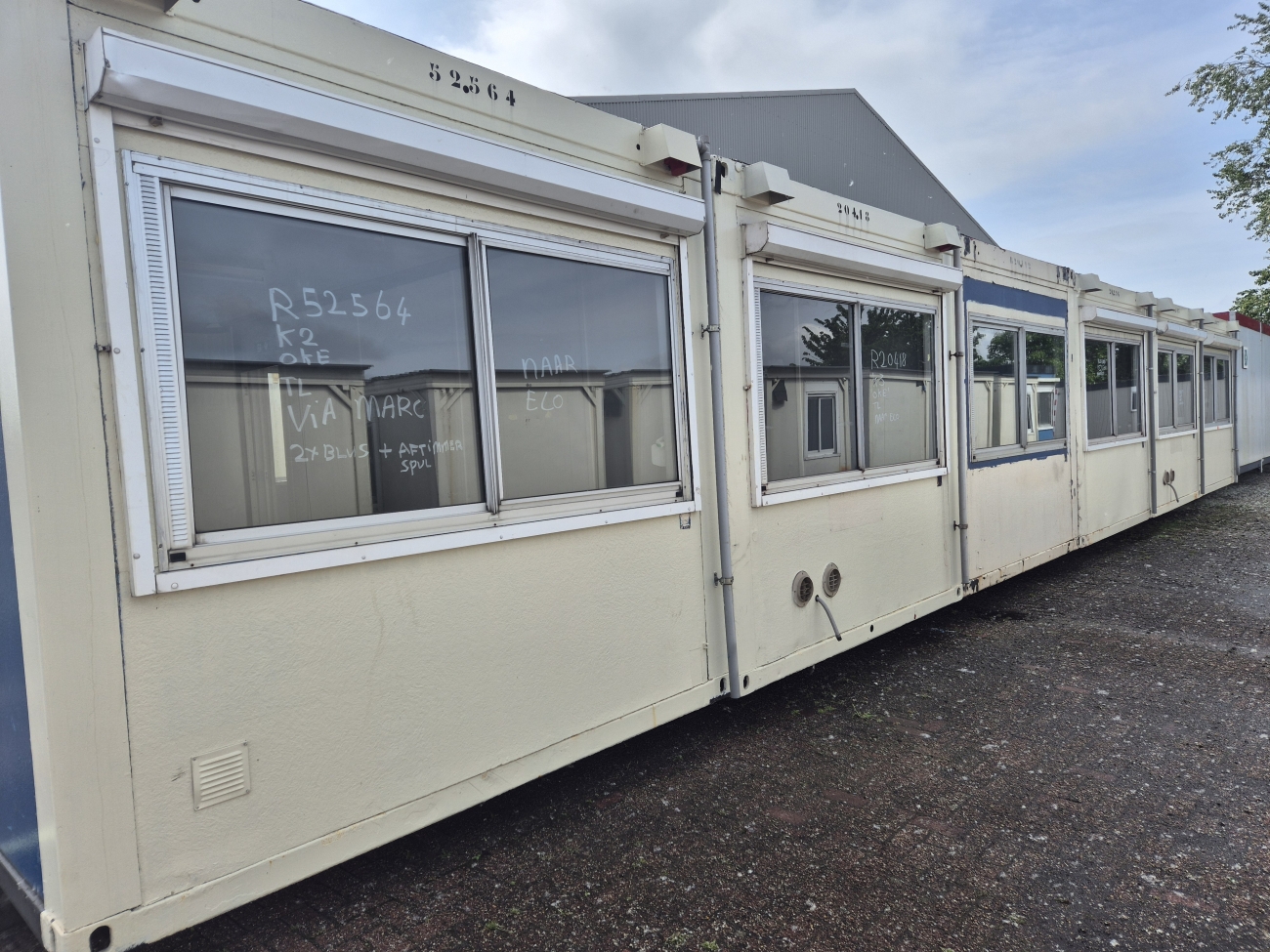unitgebouw 108m2. (6-delig) HS-1626