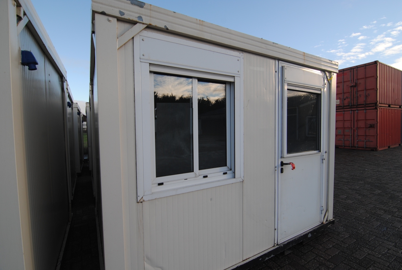 Begin 2026 vrij voor verkoop unit 3x2,4m. HS-1018