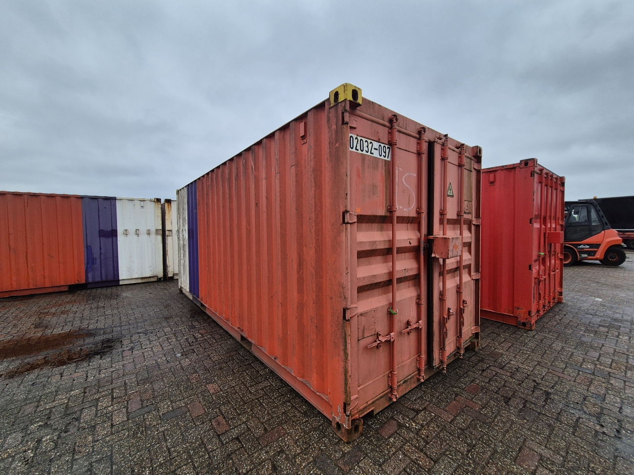 HS-1586 Opslagcontainer 20ft