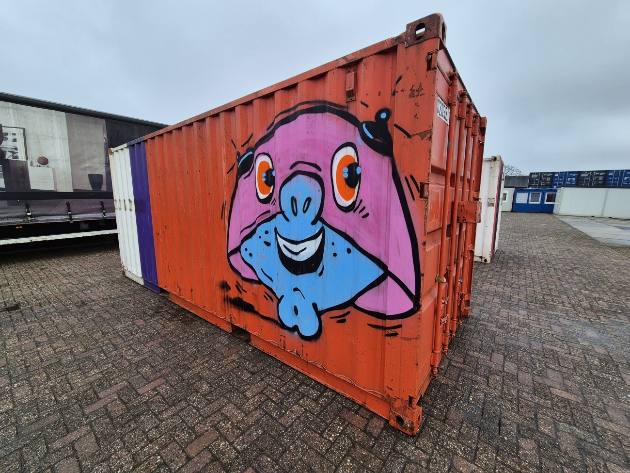 Container 20ft. 6m. leeg me E-install. HS-1598