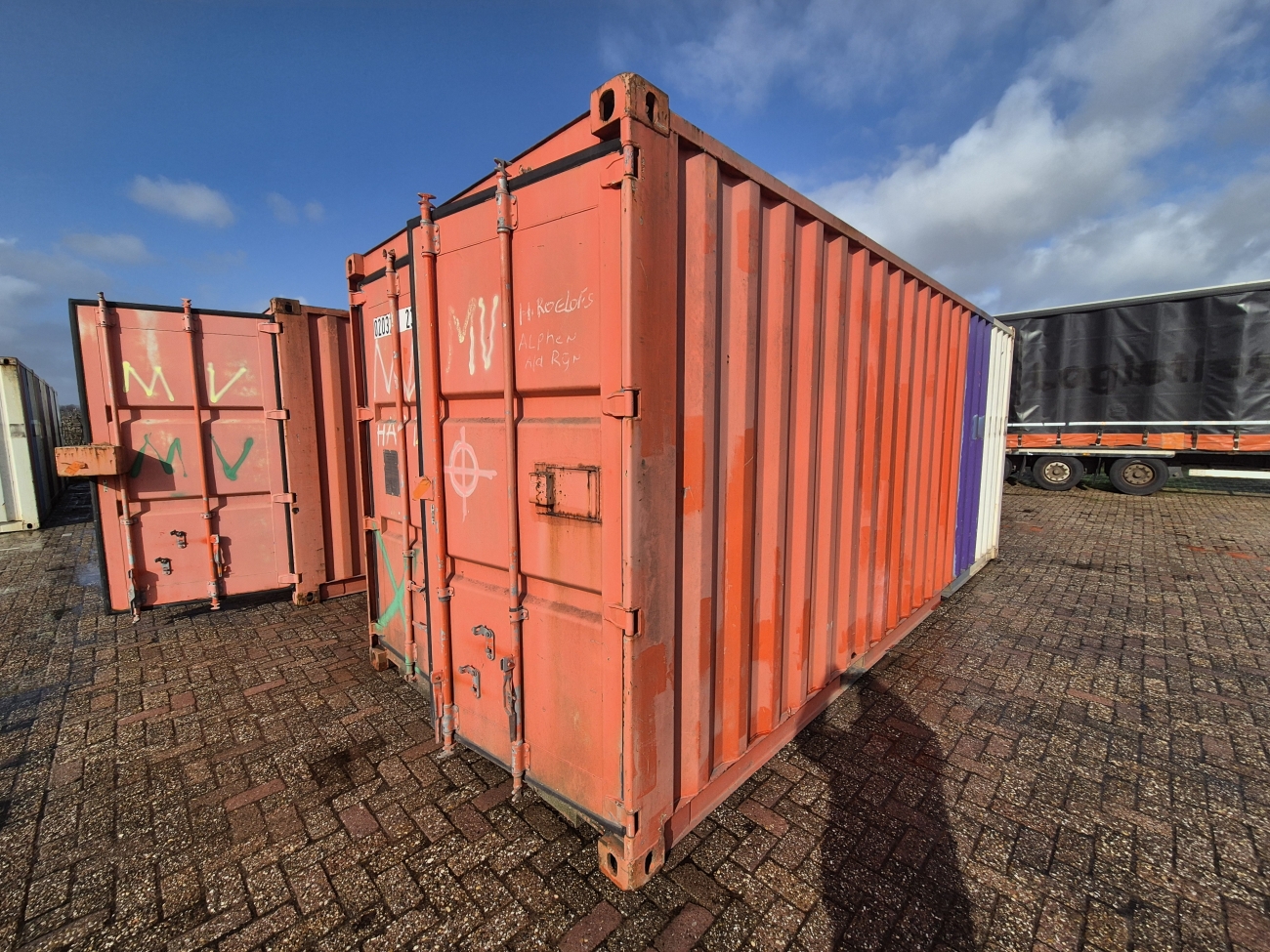 Opslag container 20ft. met verlichting HS-1608