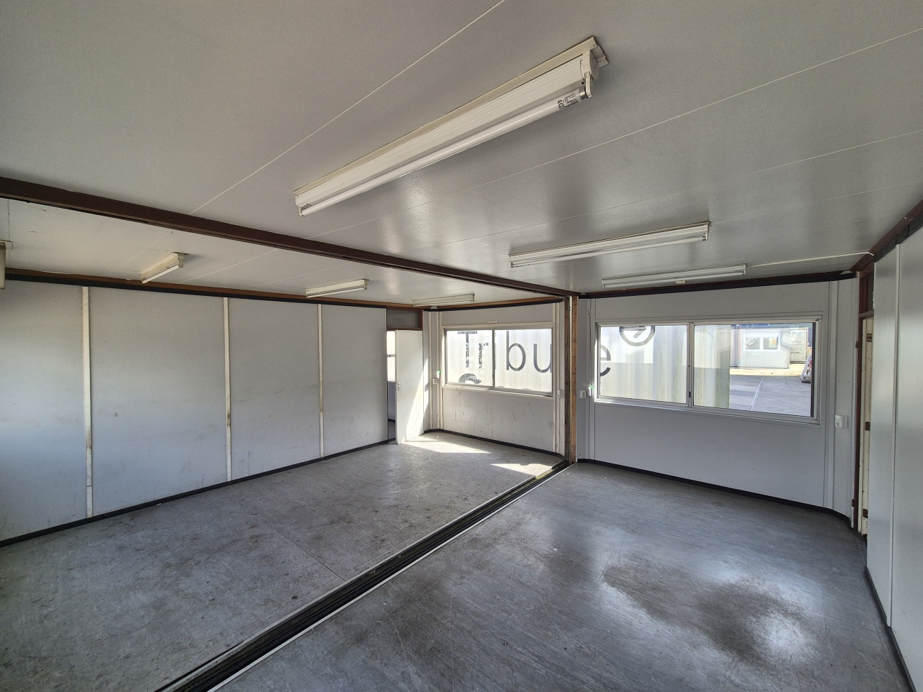 Tweedelig geschakeld gebouw 6x6m HS-1622-1624