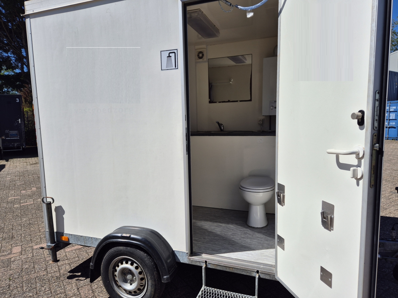 toilet douche wagen 1 douche 1 toilet HS-941