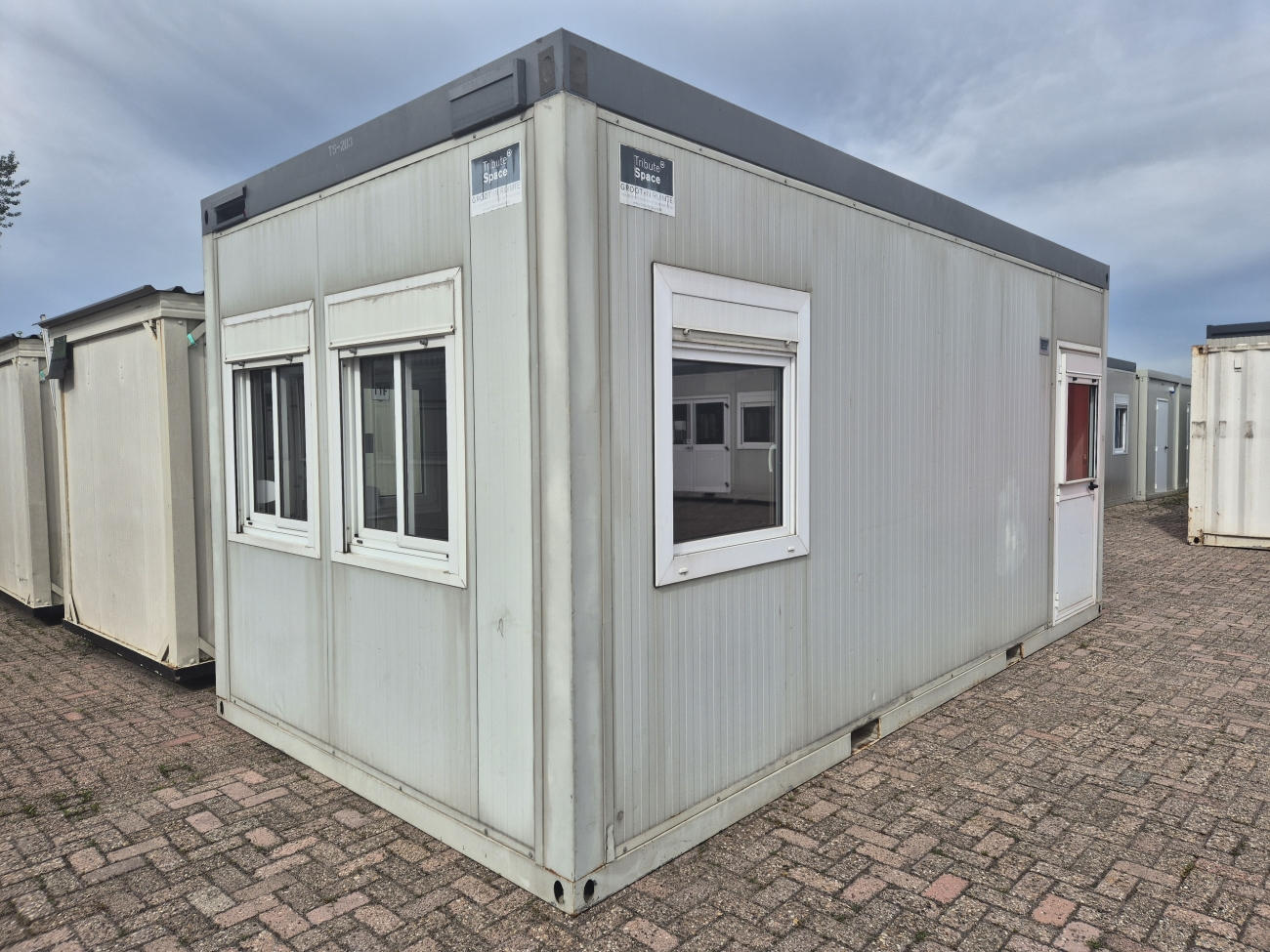 Unit met toilet en pantry 6x3m. TS-203