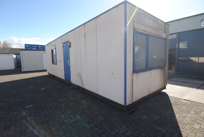 Unit 10x3 pantry en toilet HS-1510